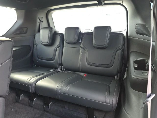 2026 Nissan Armada PRO-4X - Photo 27