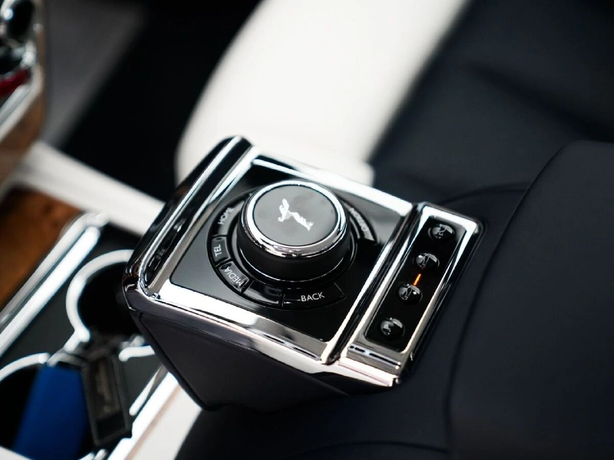 2026 Rolls-Royce Phantom Base - Photo 49