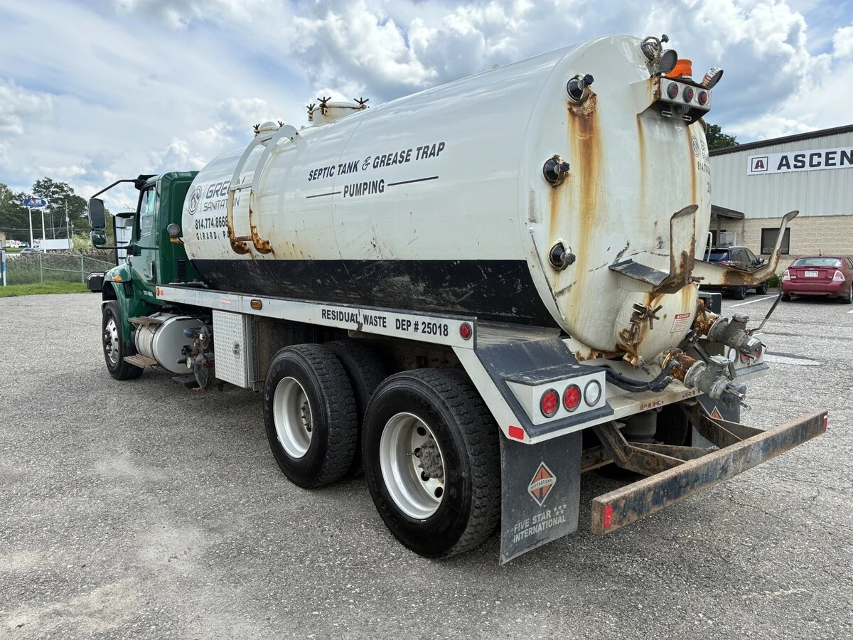2019 International HV in Erie, PA — photo 7