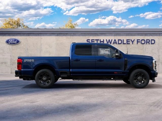 2027 Ford — photo 5