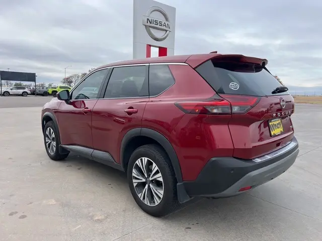 2023 Nissan Rogue SV photo 3