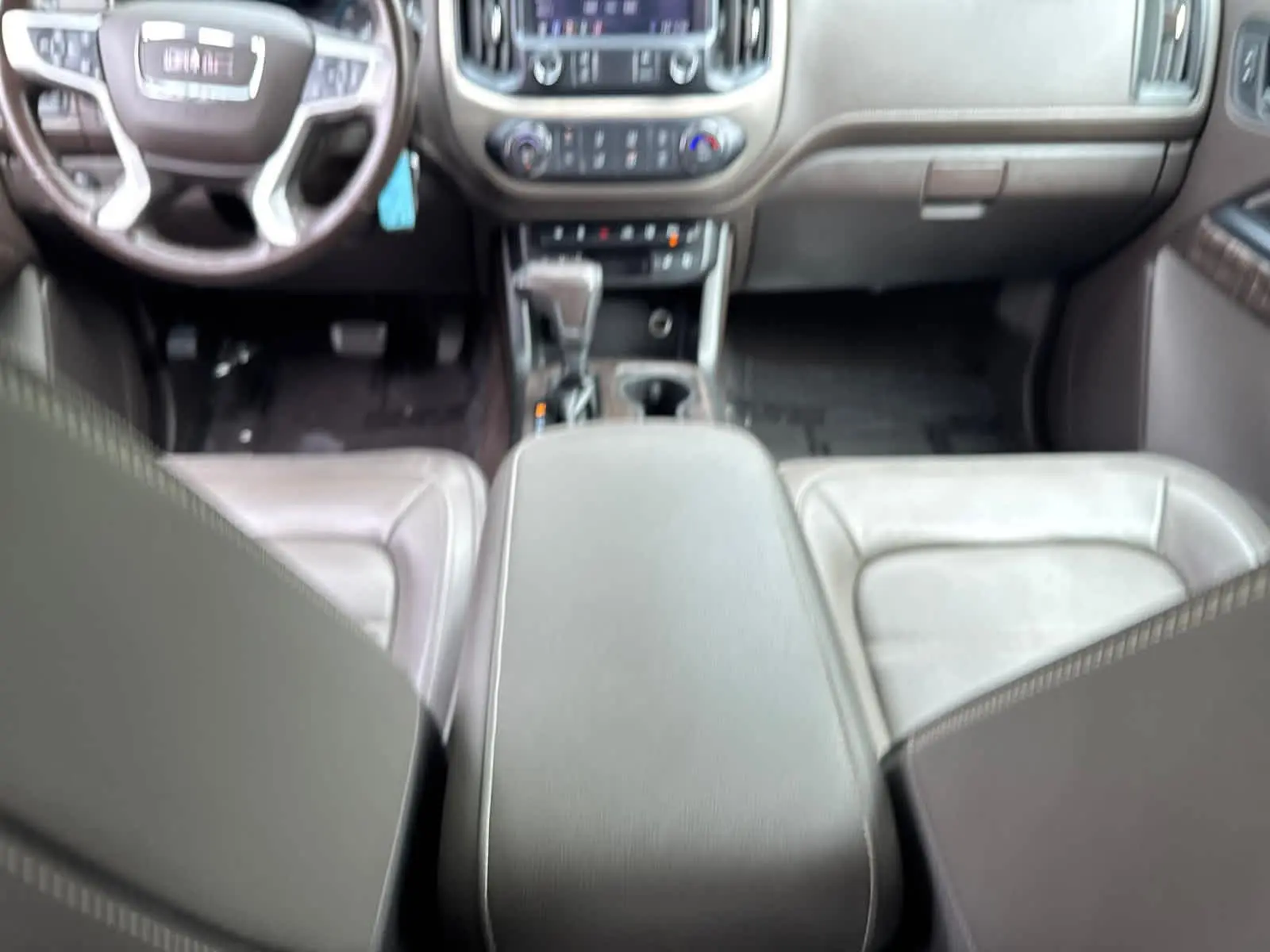 2021 Gmc Canyon Denali photo 32