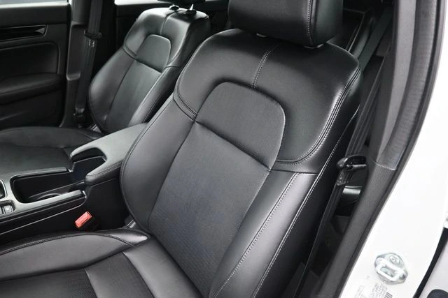 2024 Honda Civic Hatchback Sport Touring - Photo 19