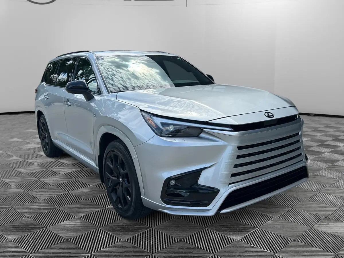 2025 Lexus TX F Sport's photo