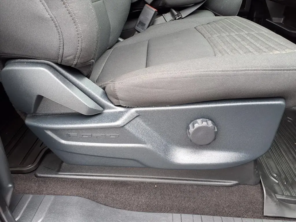 2021 Ford F-150 XL photo 14