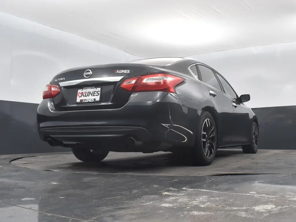 2016 Nissan Altima 2.5 S photo 37