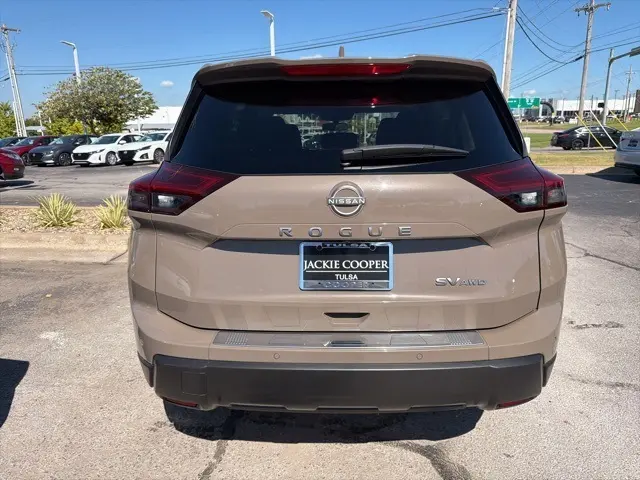 2024 Nissan Rogue SV photo 4