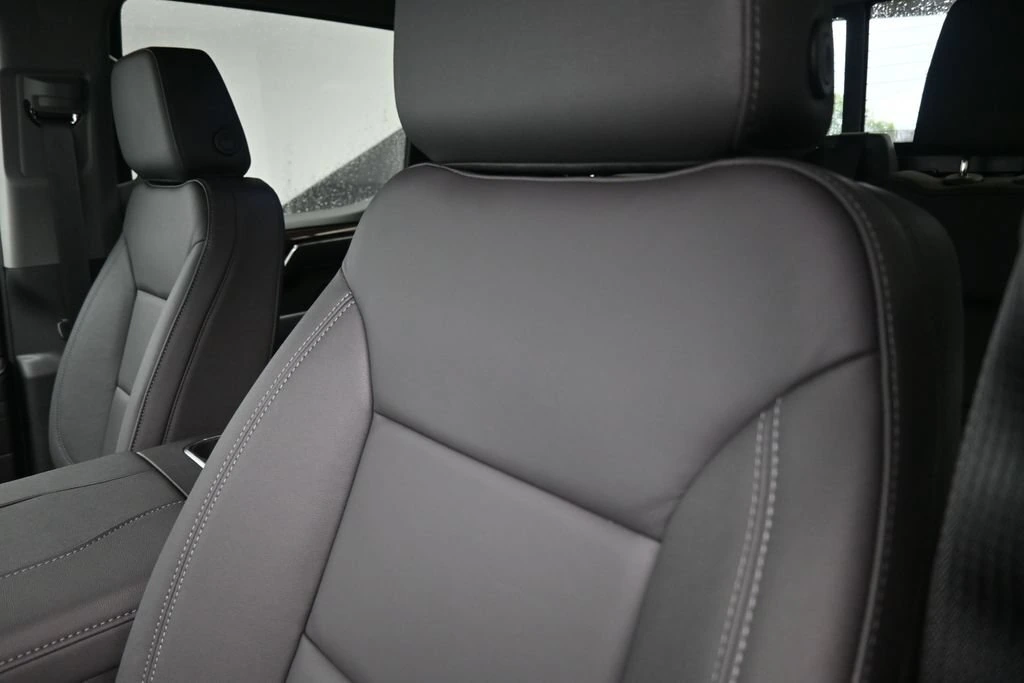 2026 Chevrolet Silverado 1500 RST - Photo 15