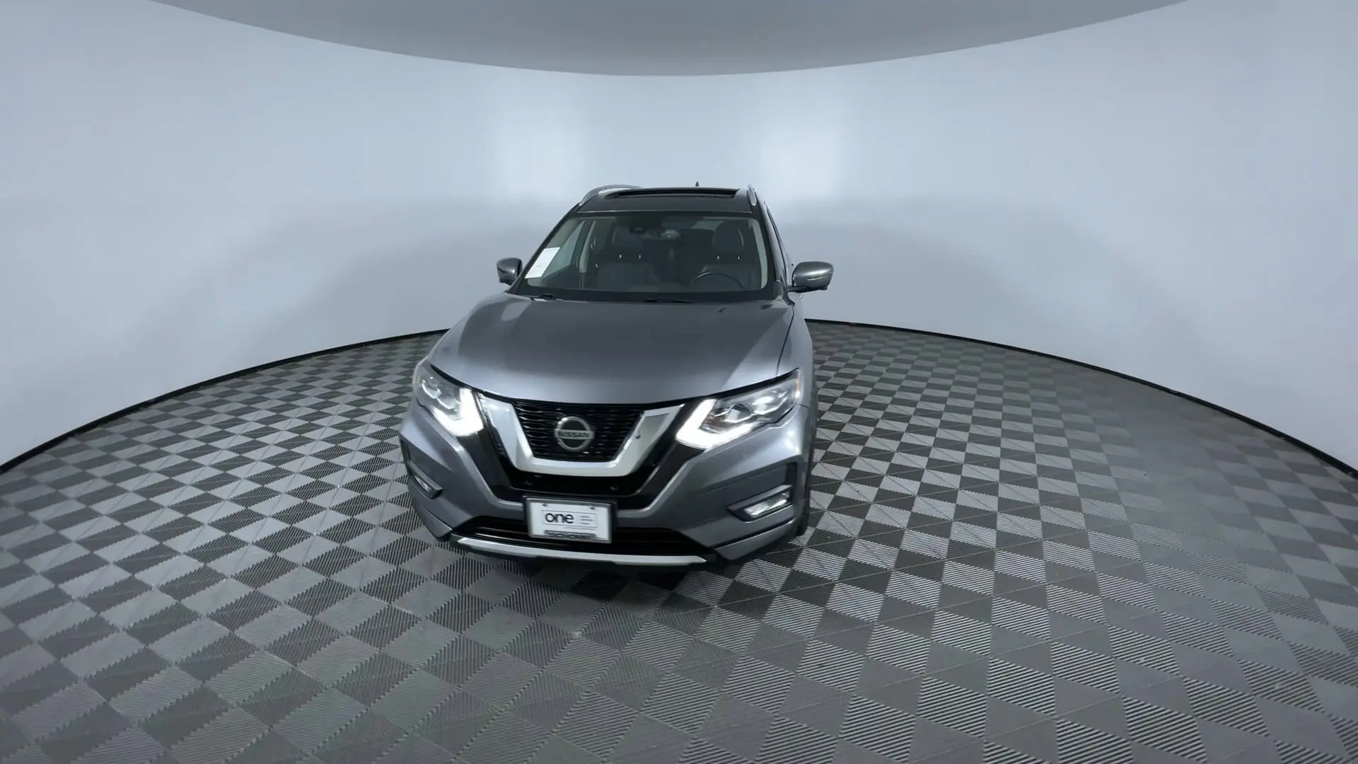 2018 Nissan Rogue SL photo 3