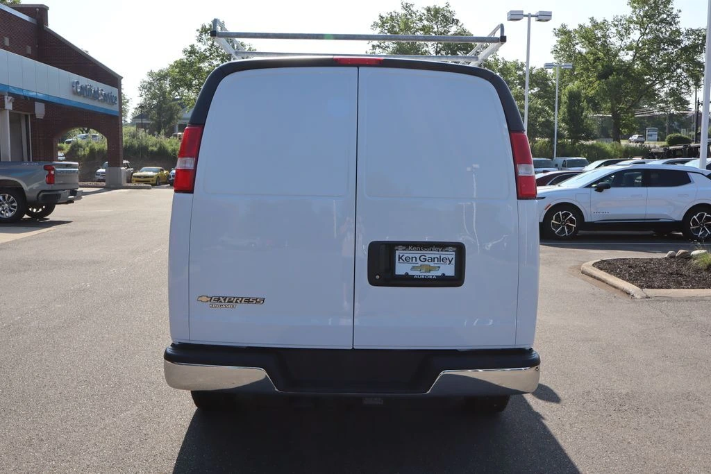 2025 Chevrolet Express Cargo Work Van - Photo 26