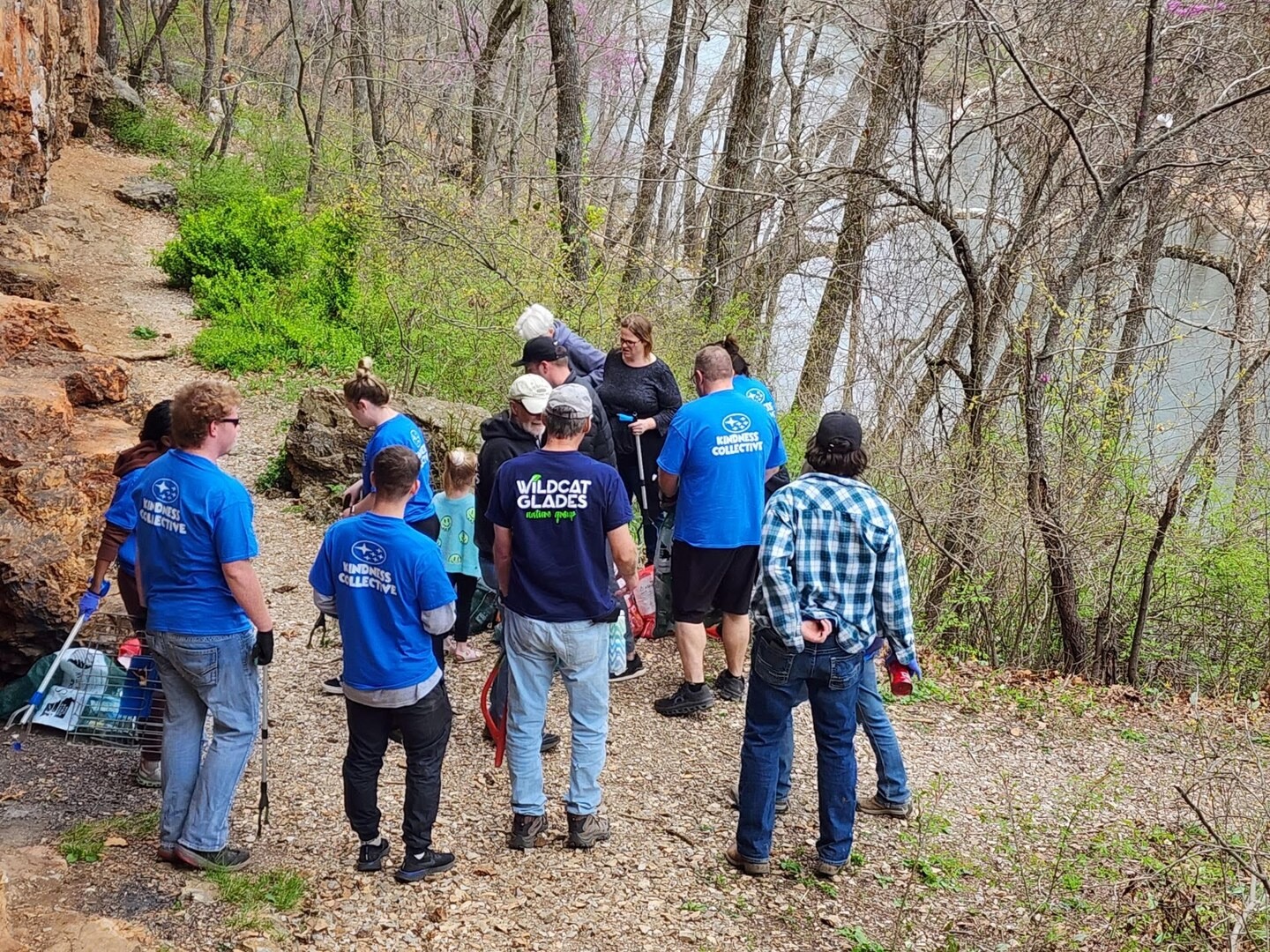 Fletcher Subaru volunteers at Wildcat Glades Conservation Area