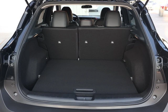 2025 Nissan Kicks SR - Photo 16