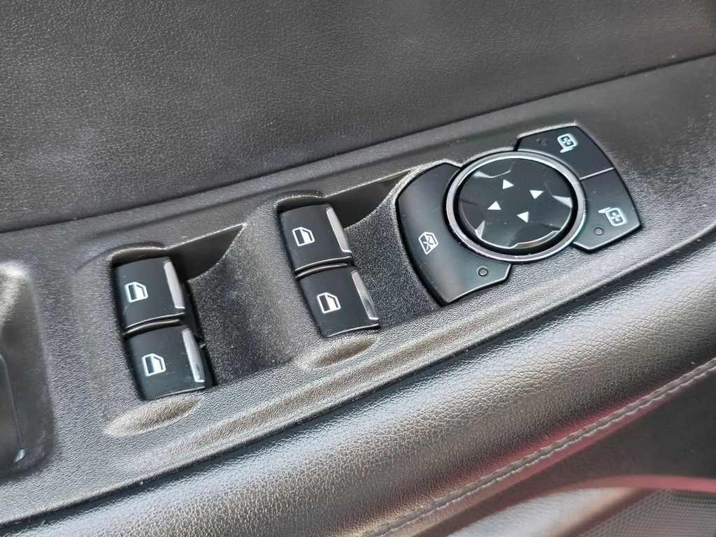 2023 Ford Edge SEL - Photo 20