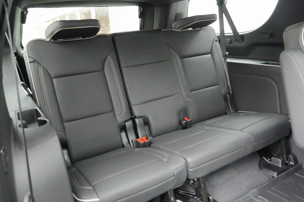 2026 Chevrolet Suburban Premier - Photo 27