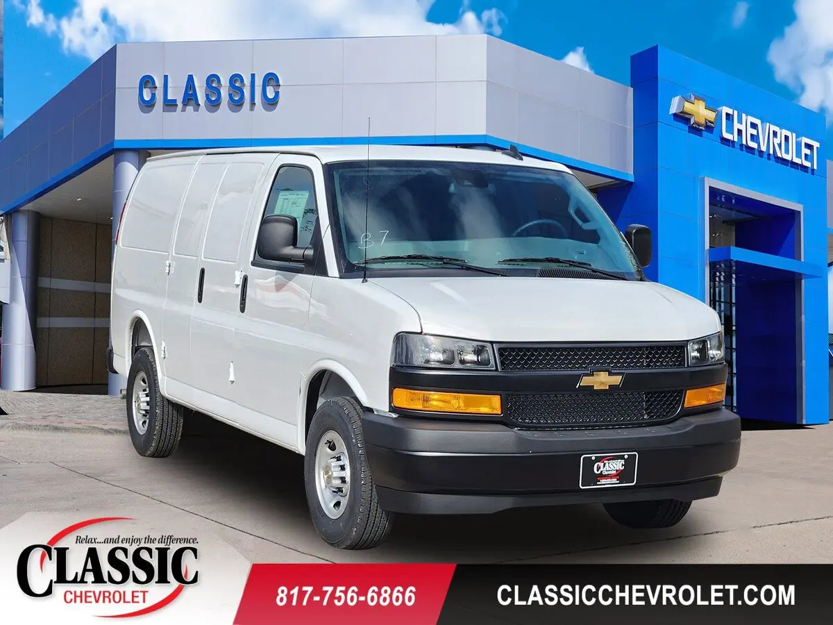 2025 Chevrolet Express Cargo