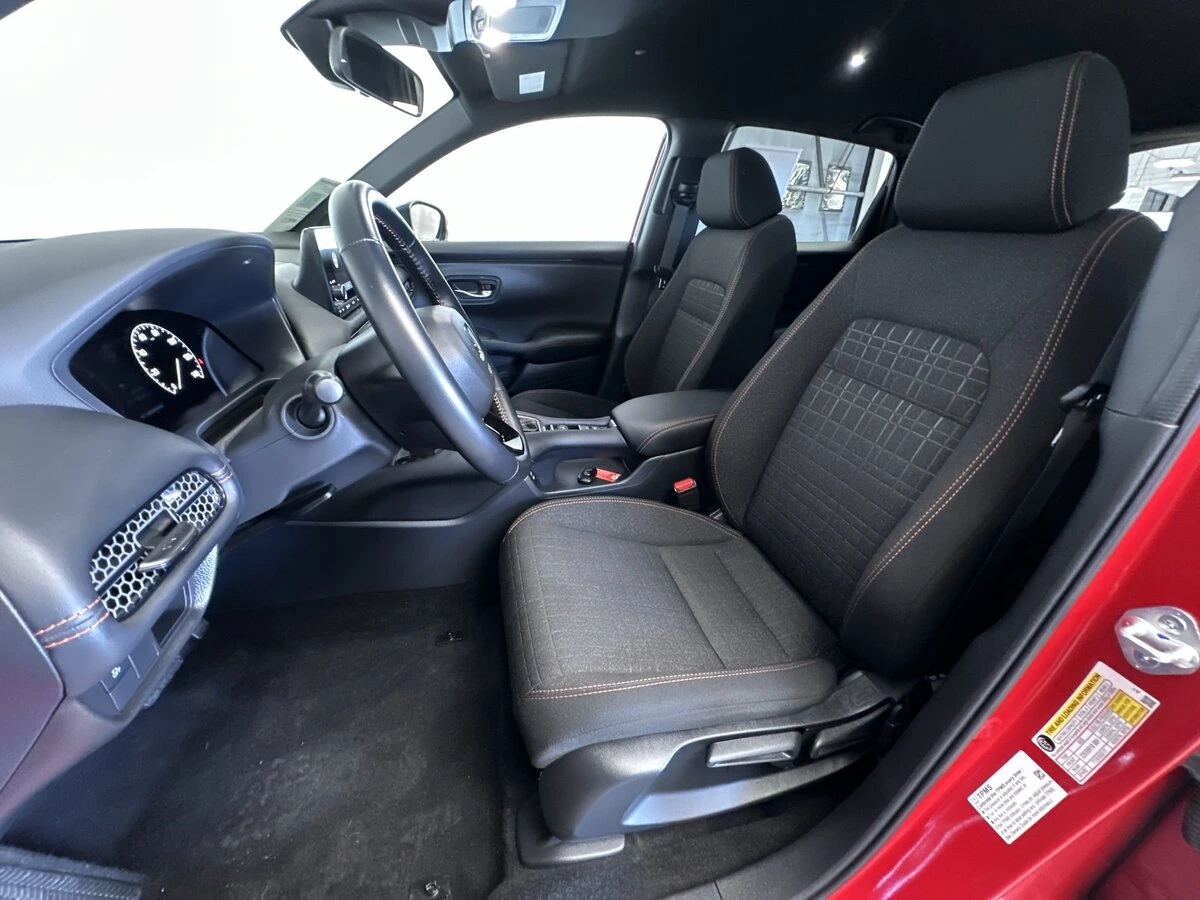 2025 Honda HR-V Sport - Photo 12