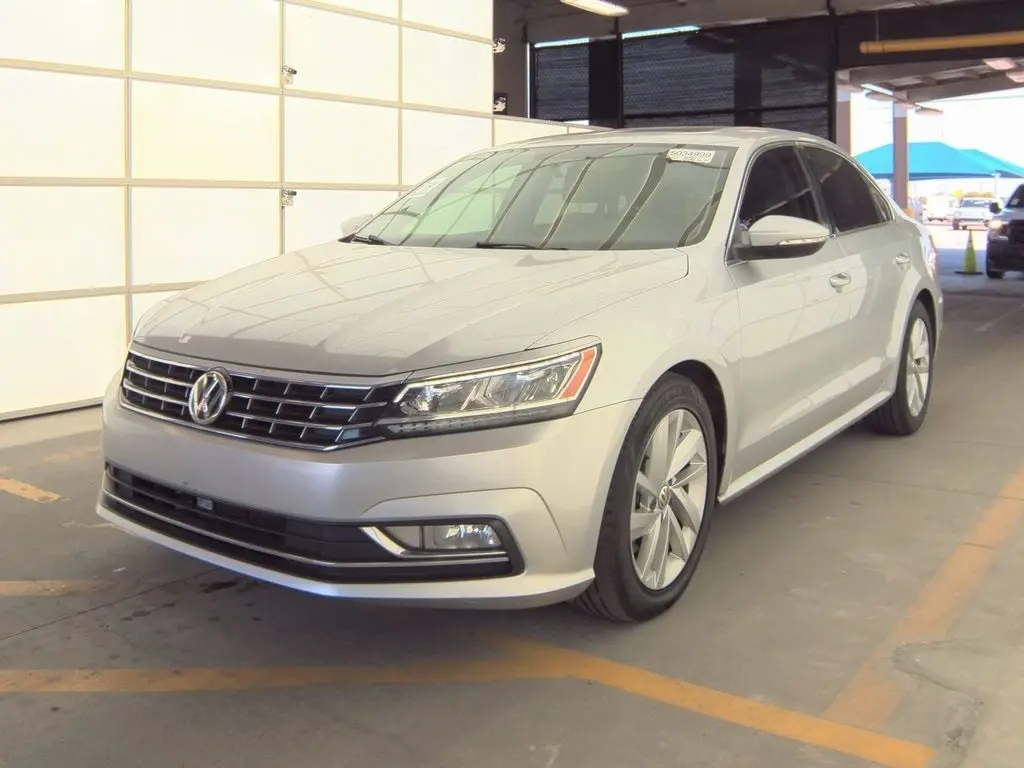 2018 Volkswagen Passat SE