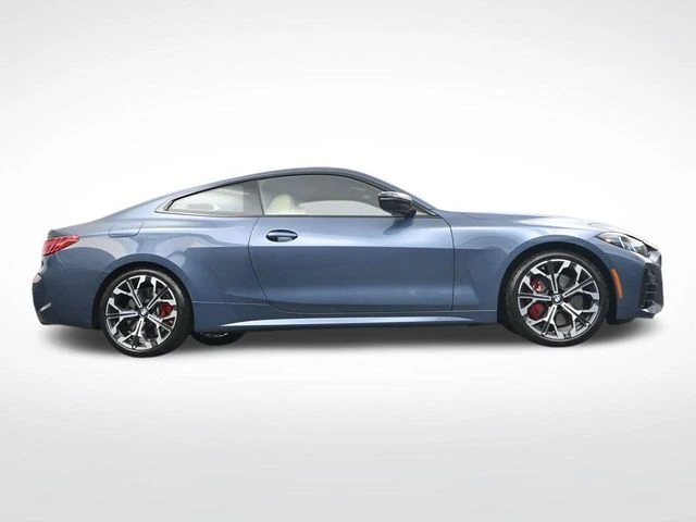 2026 BMW 4 Series 430i - Photo 32