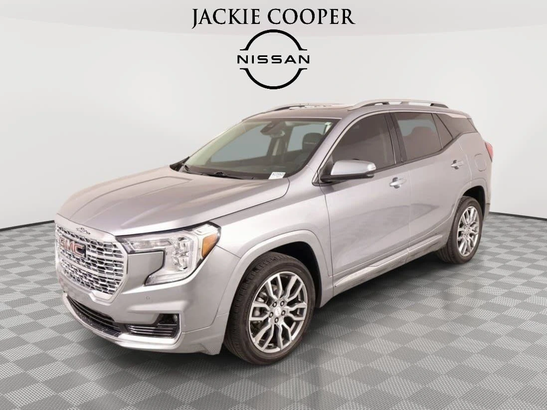 2023 GMC Terrain Denali AWD's photo