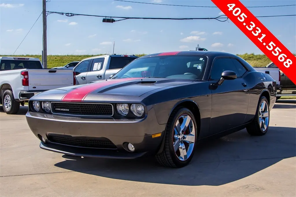 2014 Dodge Challenger SXT Rallye Redline photo 3
