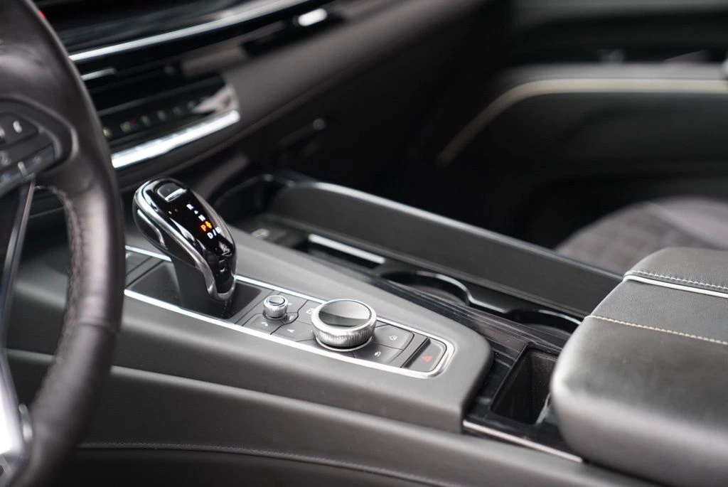 2023 Cadillac Escalade V-Series - Photo 29