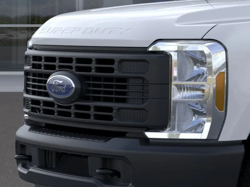 2025 Ford F-350 photo 16