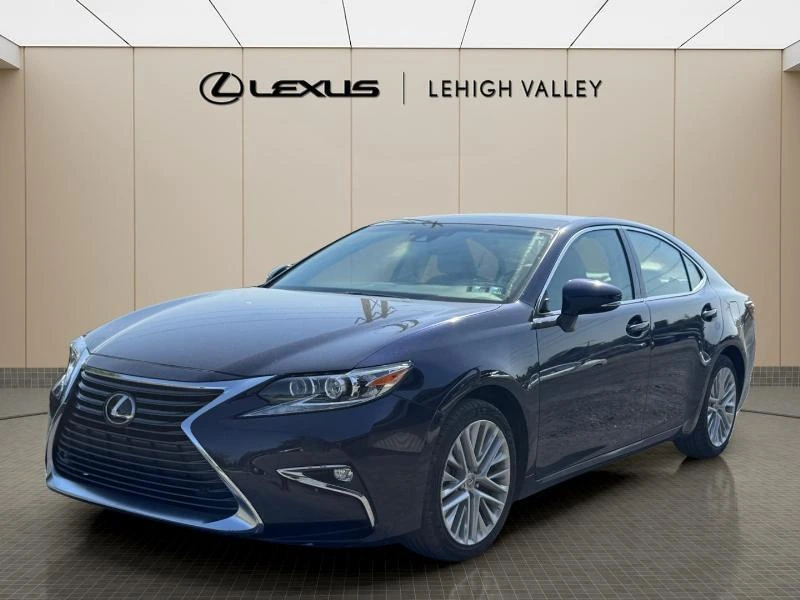 2016 Lexus ES 350 350's photo