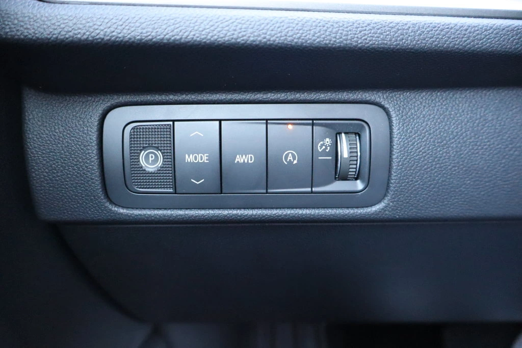 2027 Chevrolet Traverse LT - Photo 19