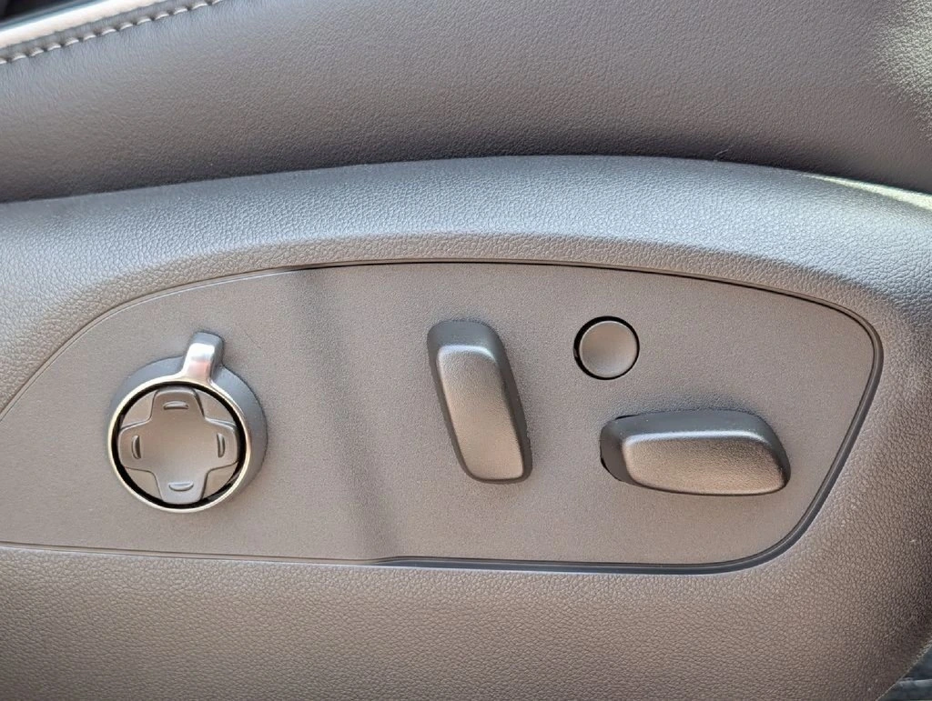 2026 Buick Enclave Avenir - Photo 25