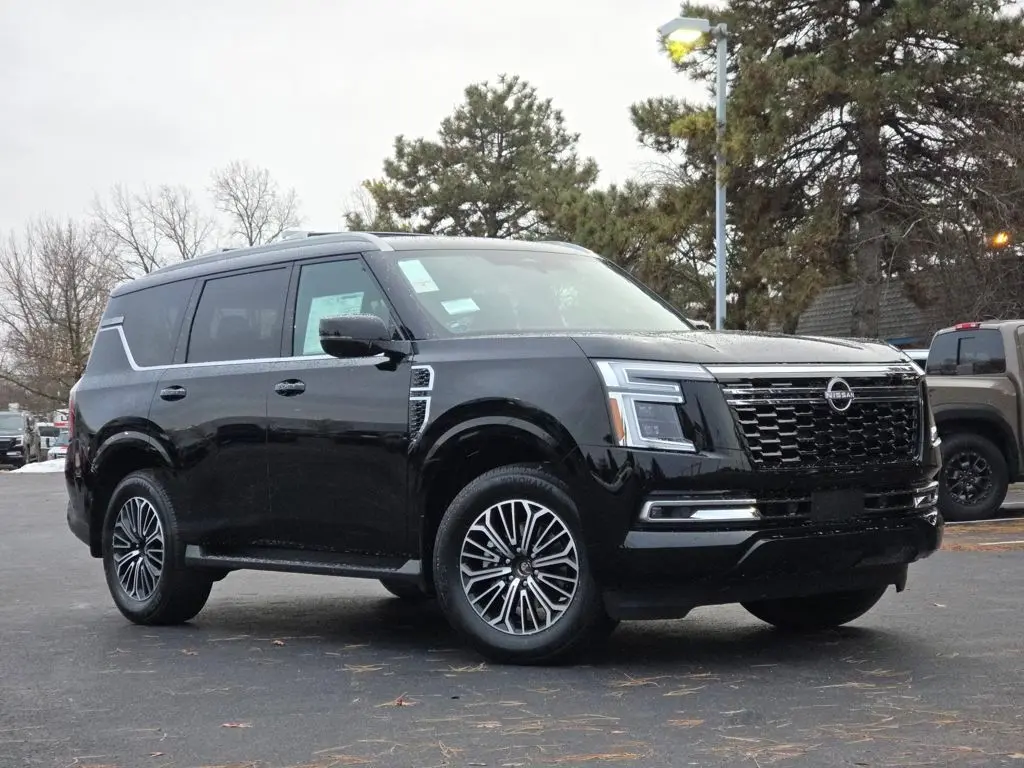 2026 Nissan Armada Platinum's photo