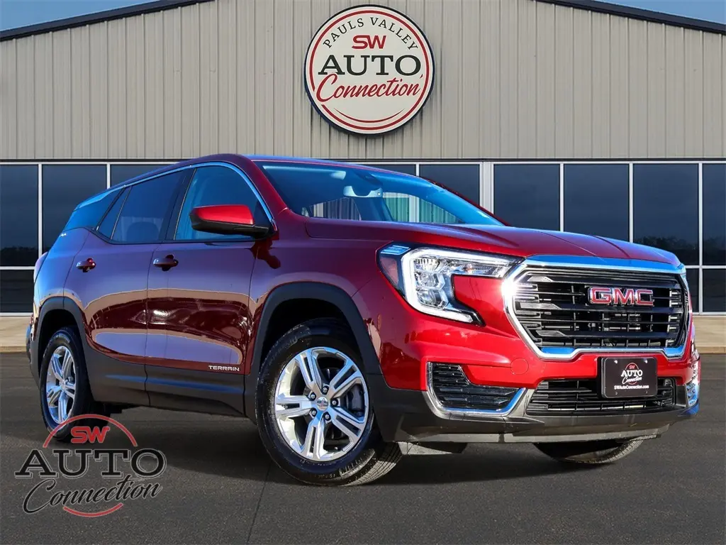 2024 GMC Terrain SLE's photo