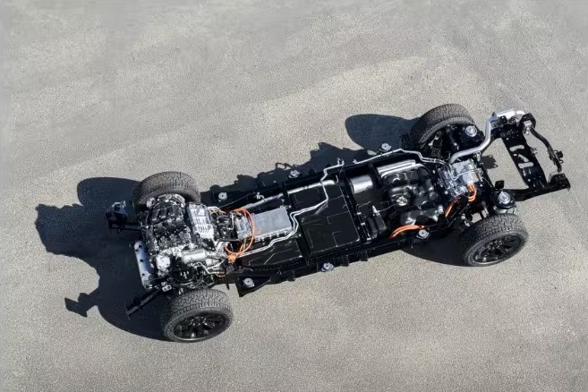 2027 RAM 1500 REV Exterior Platform Cutaway