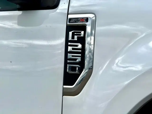 2022 Ford F-250 photo 10
