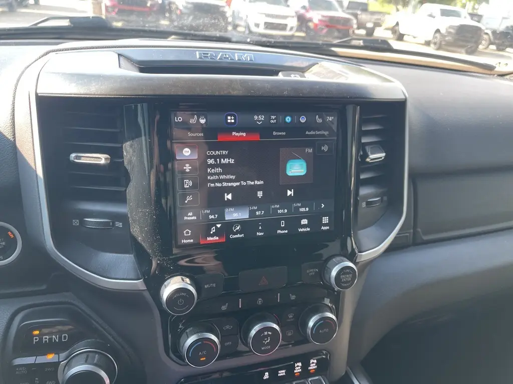 2023 Ram 1500 Big Horn Lone Star photo 4