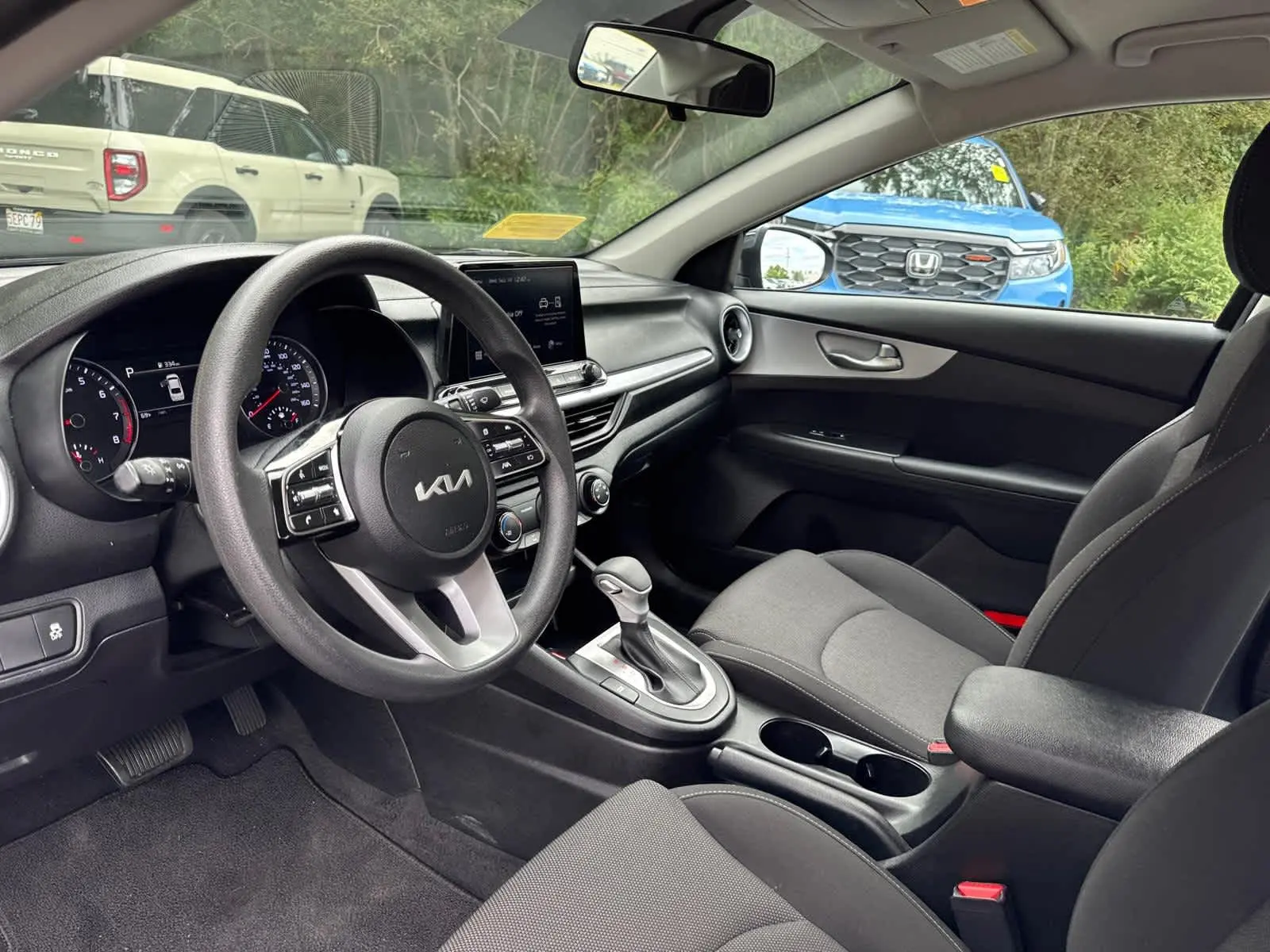 2024 Kia Forte LXS photo 12