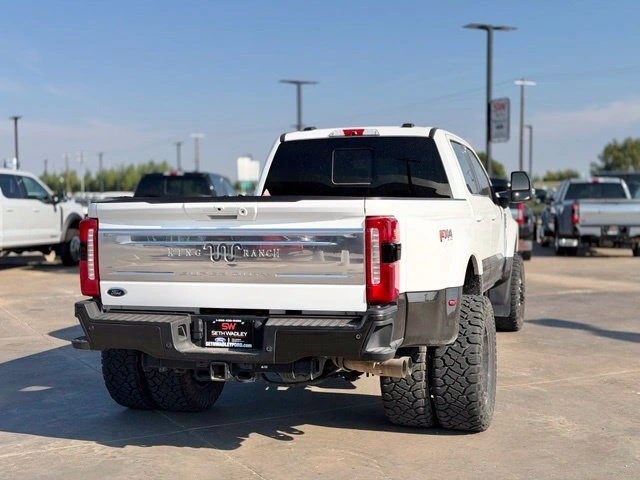 2025 Ford — photo 4