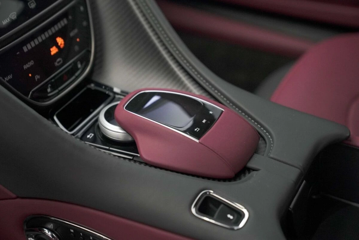 2023 Aston Martin DBS Base - Photo 24