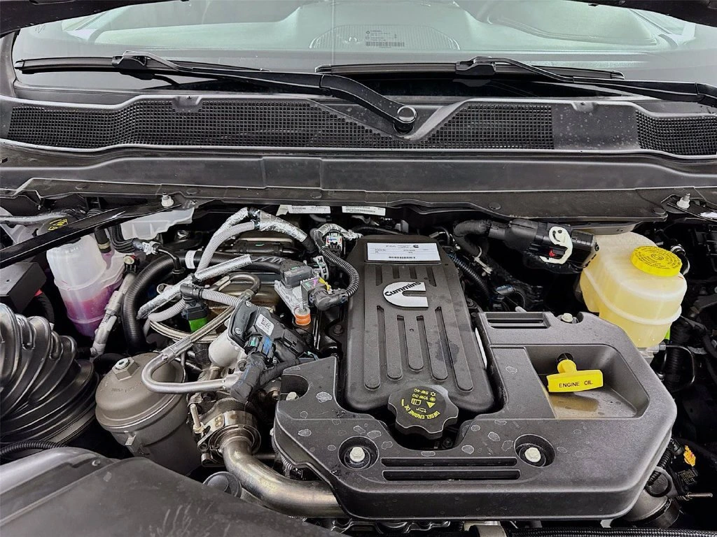 2026 RAM 3500 Laramie - Photo 31