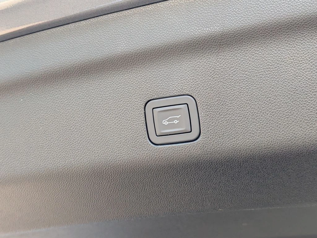 2026 GMC Yukon XL Elevation - Photo 29