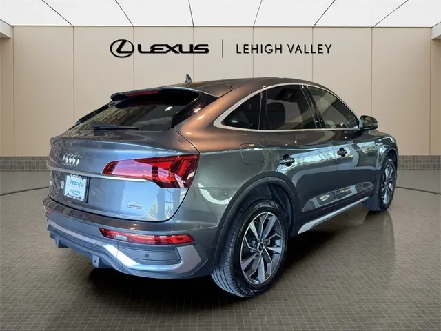 2022 Audi Q5 Sportback 45 S line Premium photo 4
