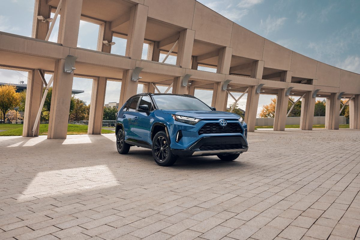 2024 Toyota RAV4 Hybrid Exterior Passenger Side Front Angle