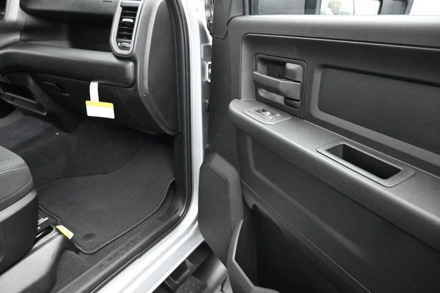 2026 RAM 2500 Tradesman/Black Express - Photo 25