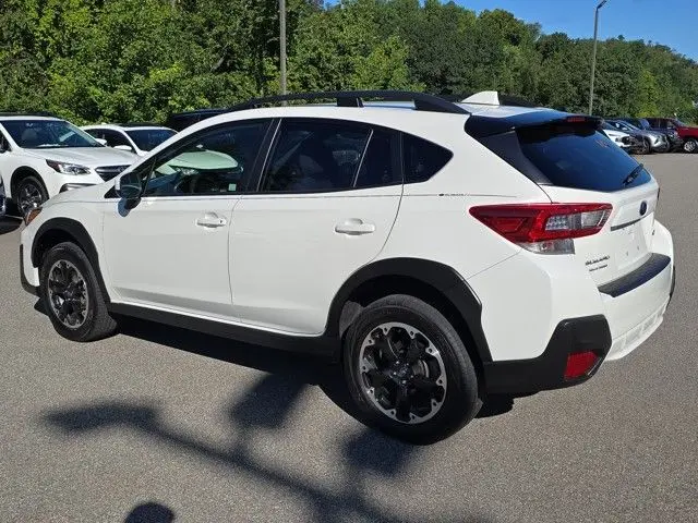 2023 Subaru Crosstrek Premium photo 2