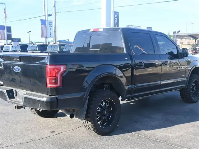 2017 Ford F-150 Lariat photo 7