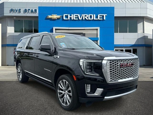 2021 GMC Yukon Denali AWD's photo