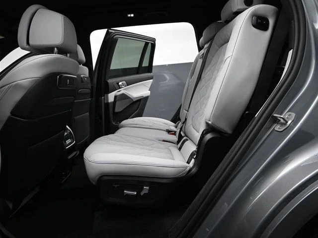 2026 BMW X7 40i - Photo 13