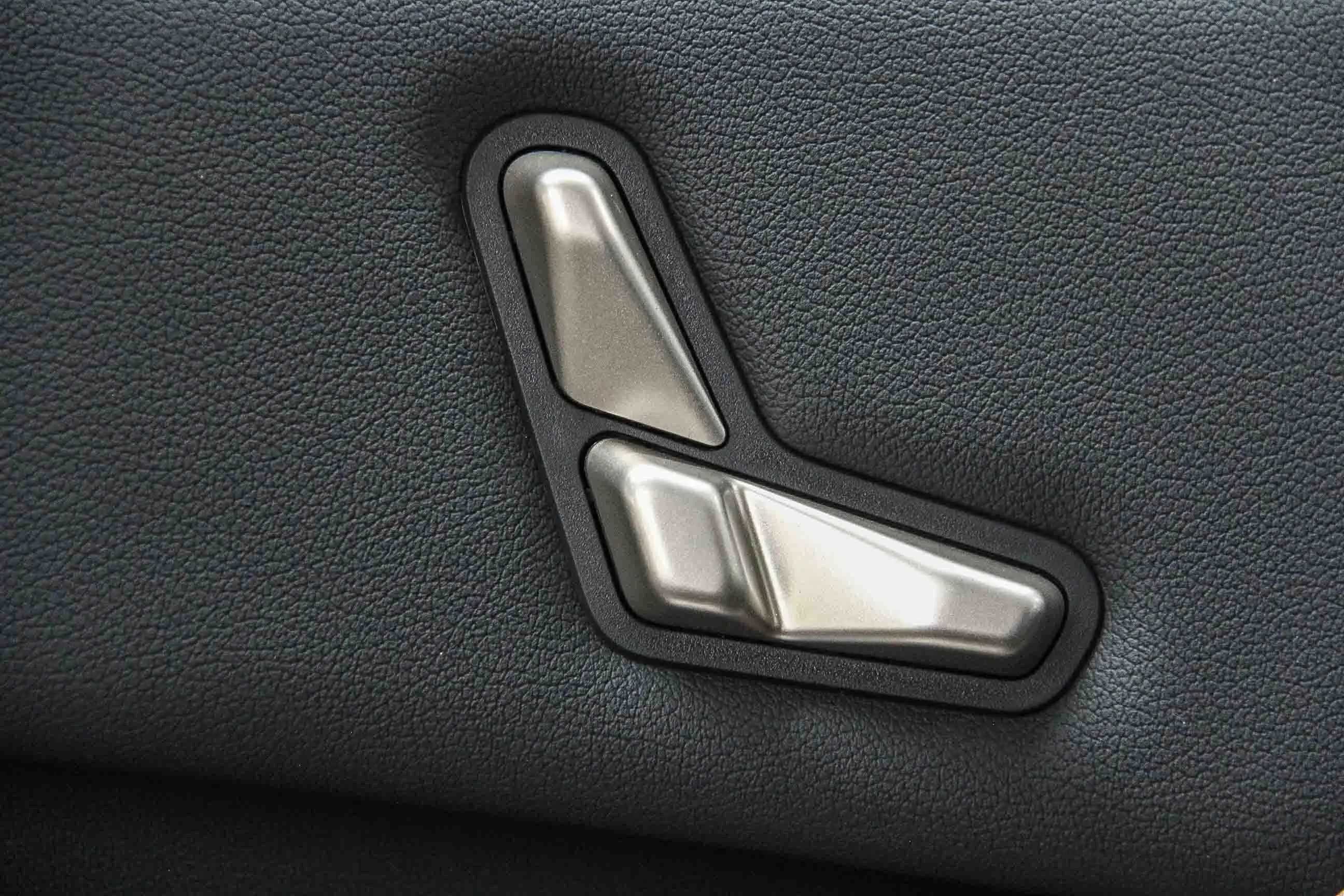 2026 Bmw iX photo 15