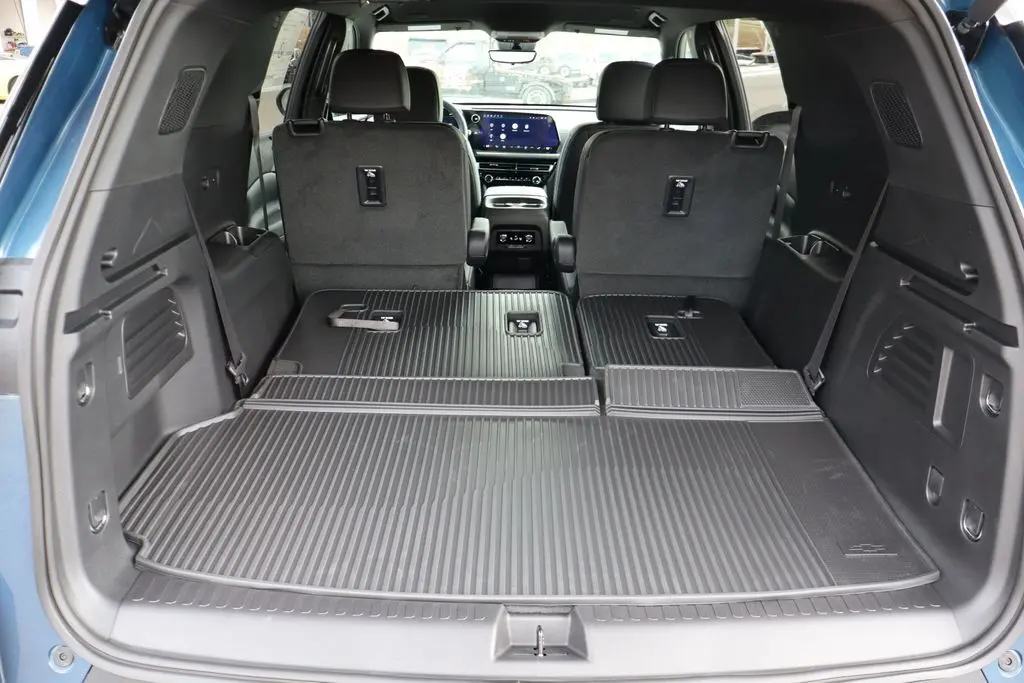 2026 Chevrolet Traverse 2LT photo 30