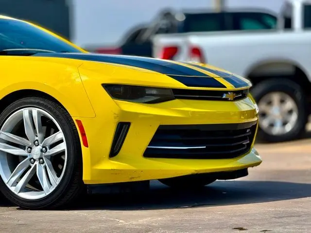 2017 Chevrolet Camaro 2LT RS photo 8