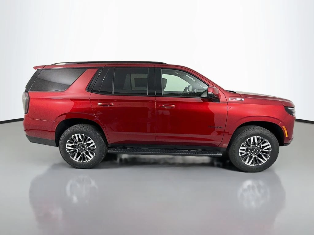 2026 Chevrolet Tahoe Z71 - Photo 8